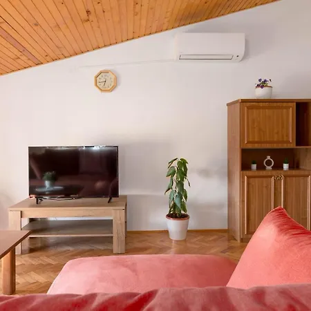 Apartment Mia Medulin